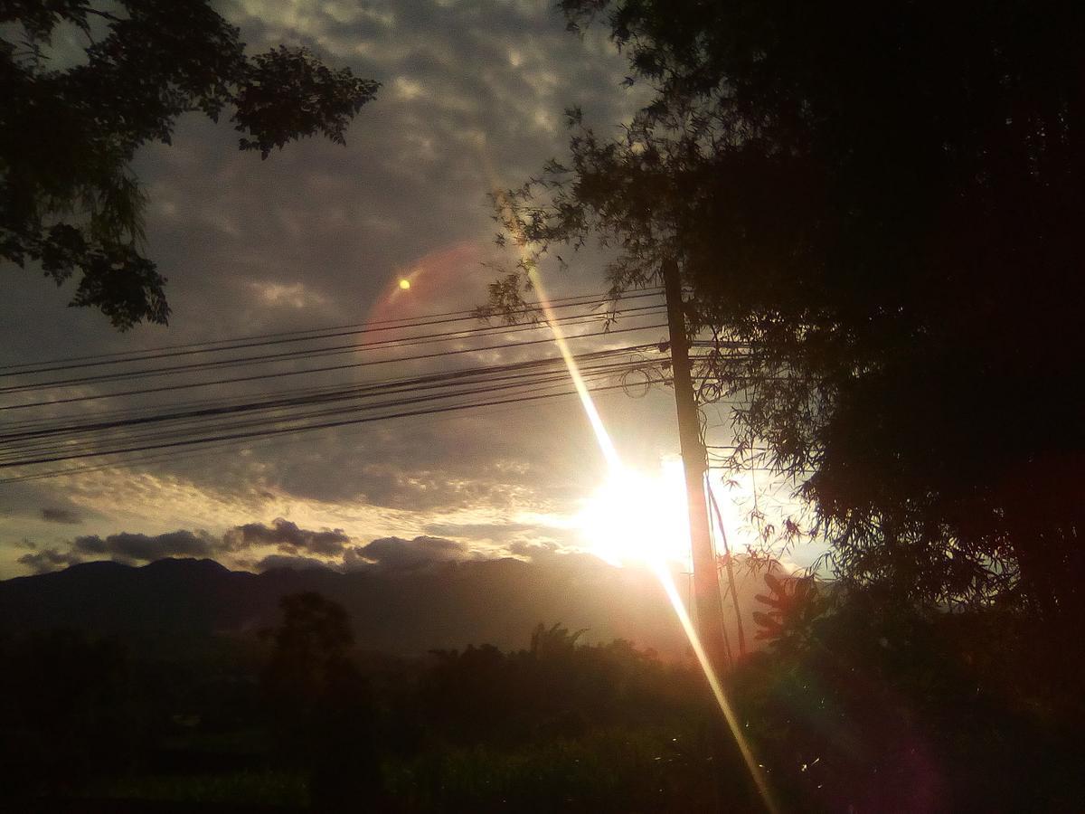 Chilling Hill Guesthouse Pai Bagian luar foto
