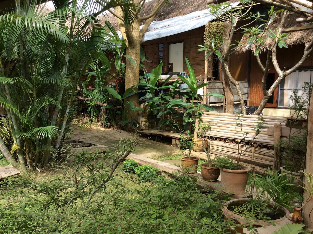 Chilling Hill Guesthouse Pai Bagian luar foto