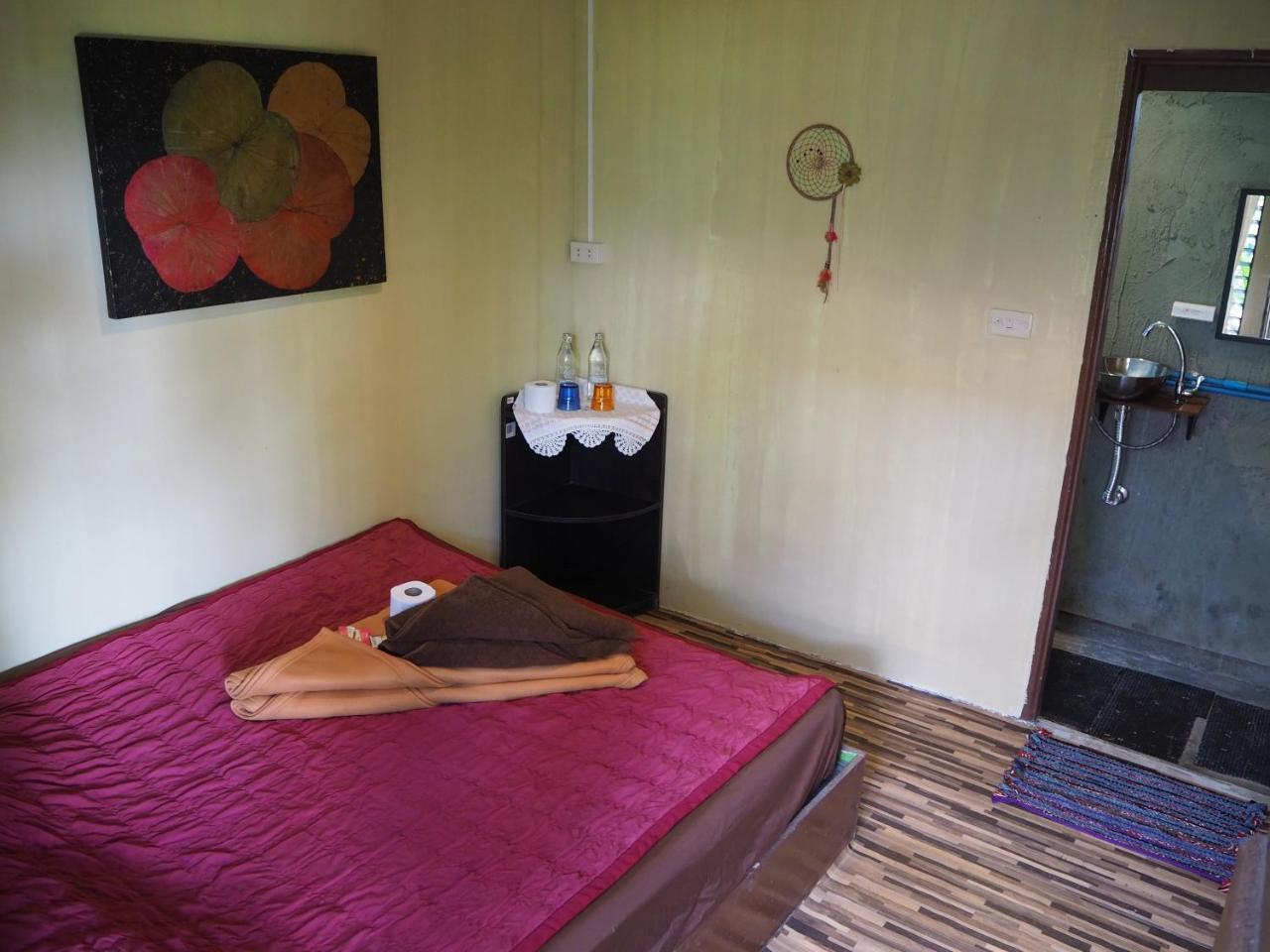 Chilling Hill Guesthouse Pai Bagian luar foto